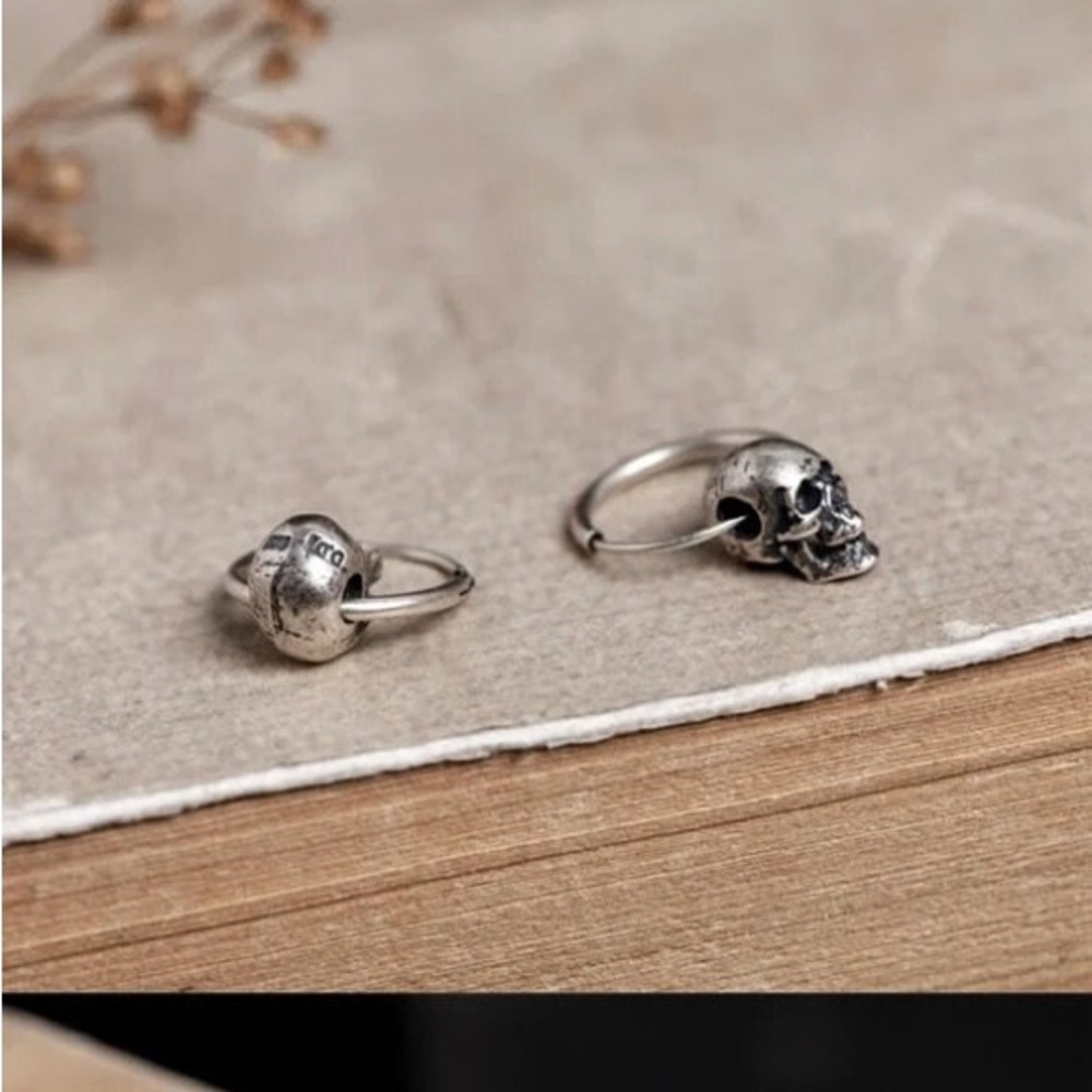 Single accent skull ear nail hip hop punk men's earrings S925 silver earrings - Picture 4 of 7